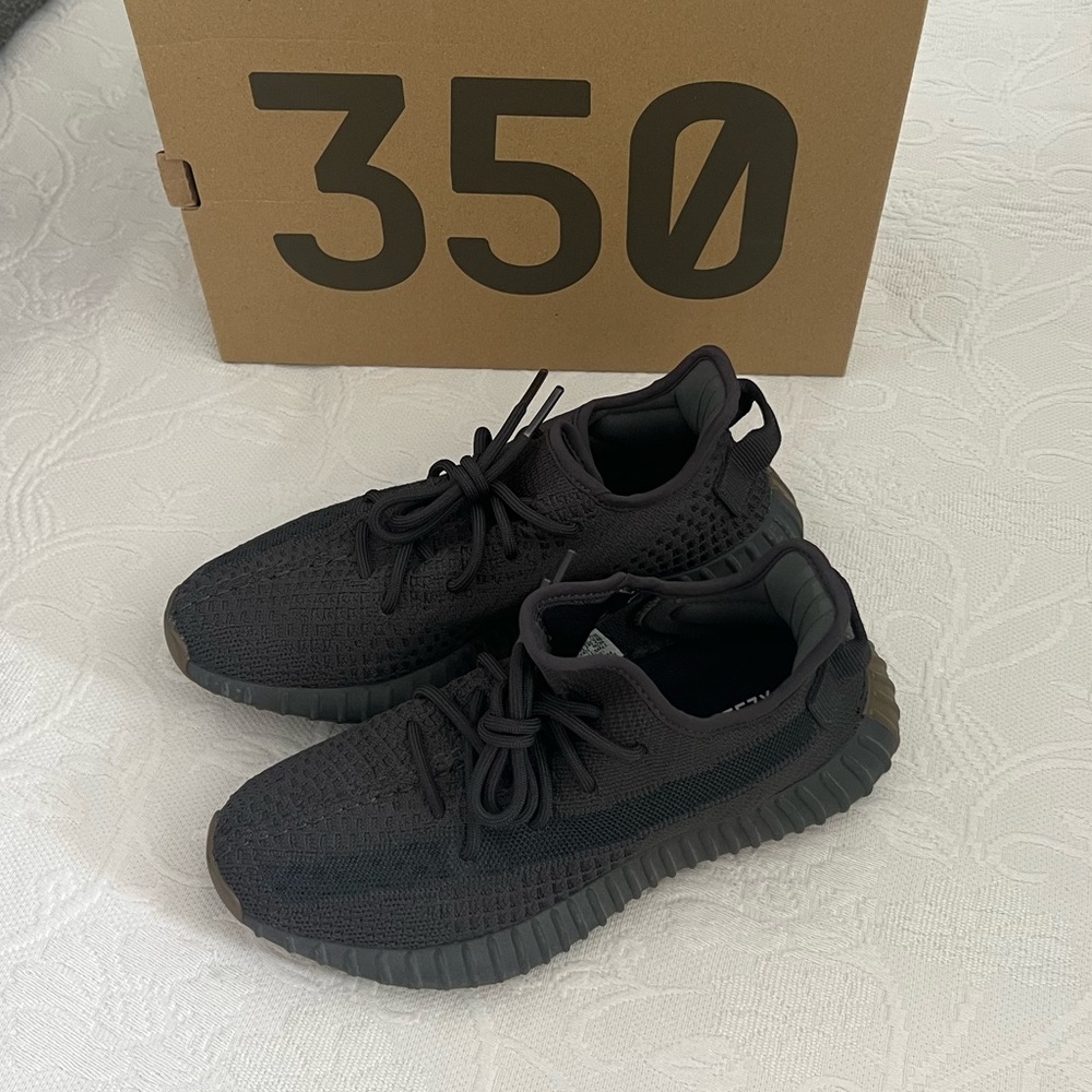 😎Yeezy 350 Cinder😎 US 7.5-8